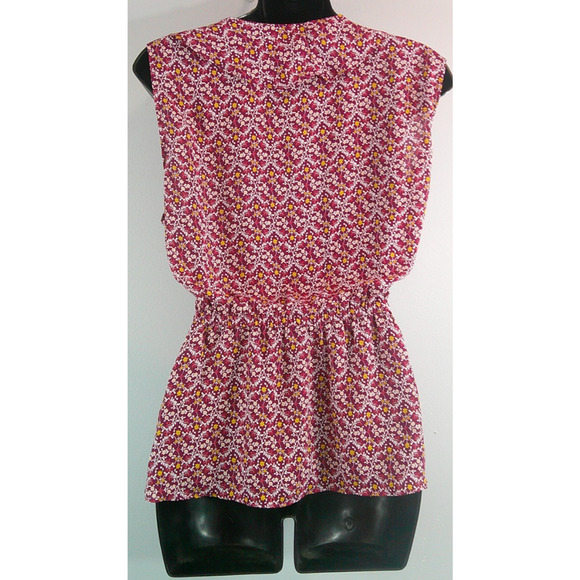 Max Studio Women's Large Sleeveless Burgandy top Cinched Waist, Ruffled V-neck - Picture 2 of 4